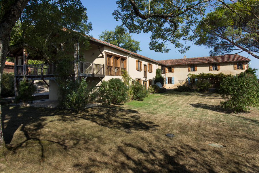 Side Side